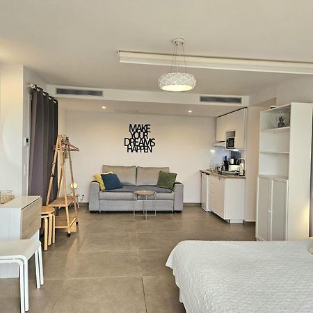 Twenty Rent Hotel Cagnes-sur-Mer Bilik gambar